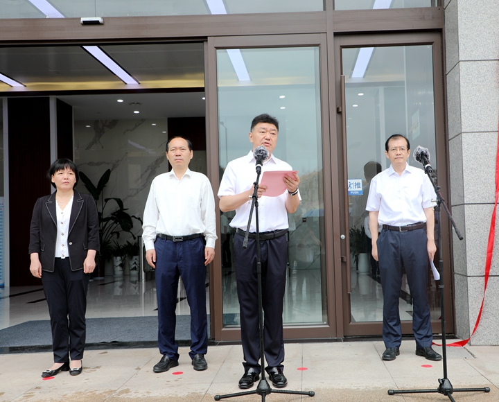 集团邵书记表态发言.jpg